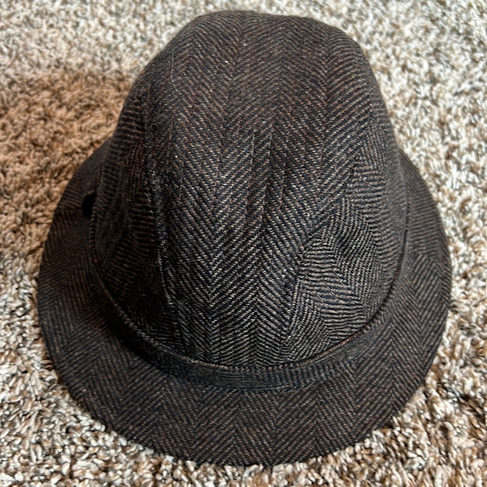 Men’s size Small brown tweed hat